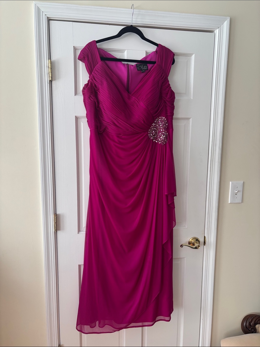 Alex Evenings Fuchsia Ruched V-Neck Maxi Dress with Beaded Waist